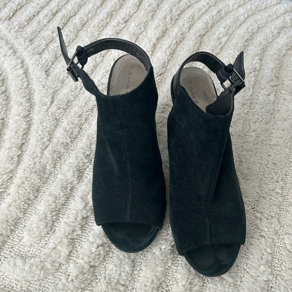 Tahari Margaret Suede - Picture 2 of 4
